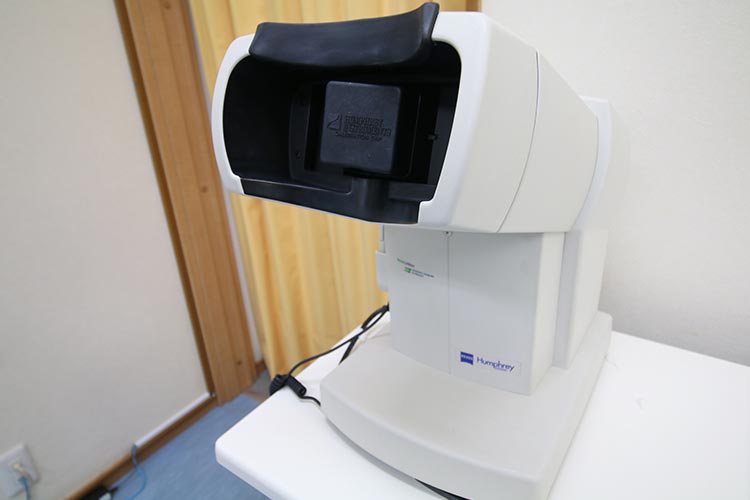 緑内障等の疾患を診断するための自動視野計
